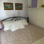 600 Metres From The Beach! 度假居